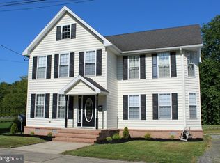 306 S Poplar St, Laurel, DE 19956