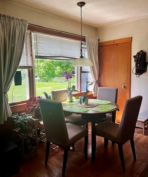 47 Sherman Ave — Photo 4