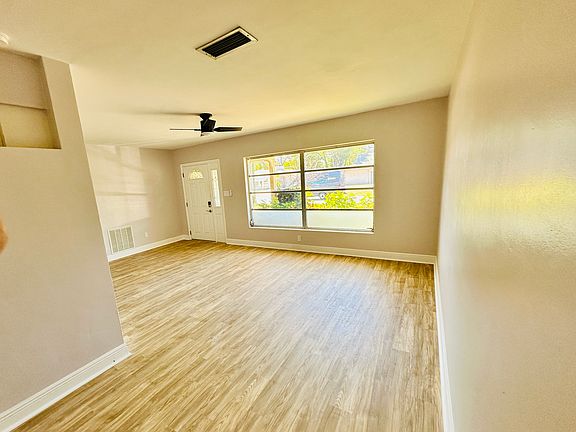 5th image of 1743 Ridgeway Dr