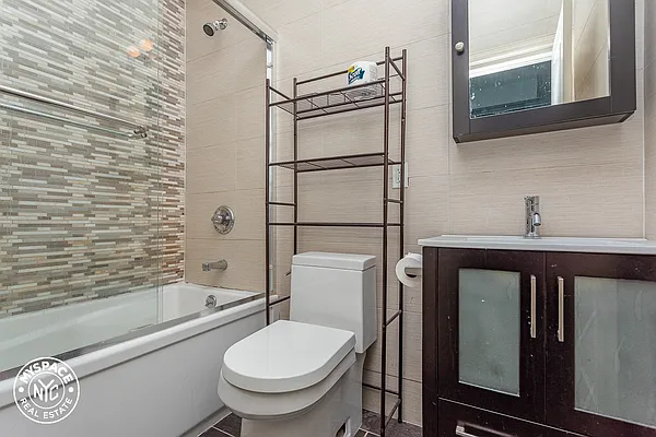 Rented by MySpaceNYC | media 15