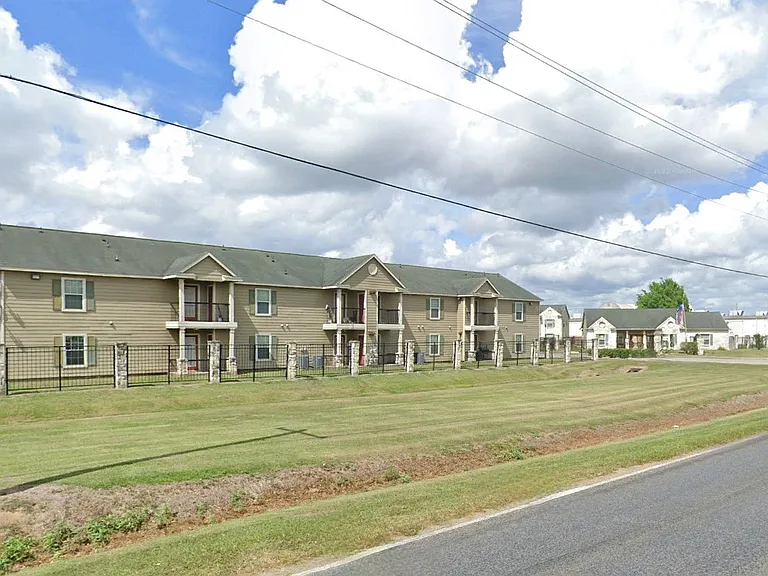 Bay Ranch Apartments — Photo 7