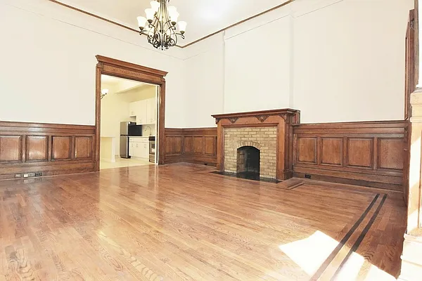 Rented by Balass Ralph, LREB | media 4