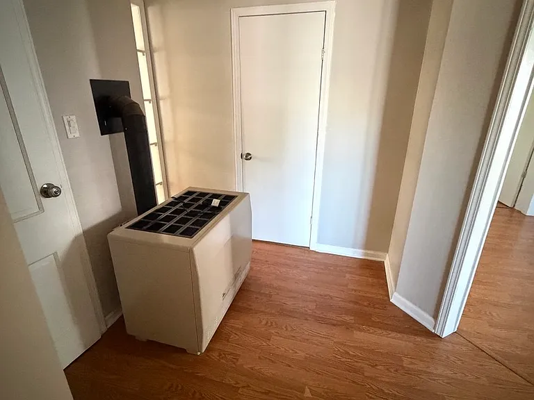 4204 Newton Dr NE — Photo 9