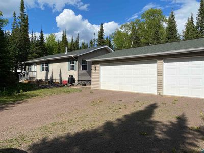 560 Humphrey Cir, Grand Marais, MN, 55604