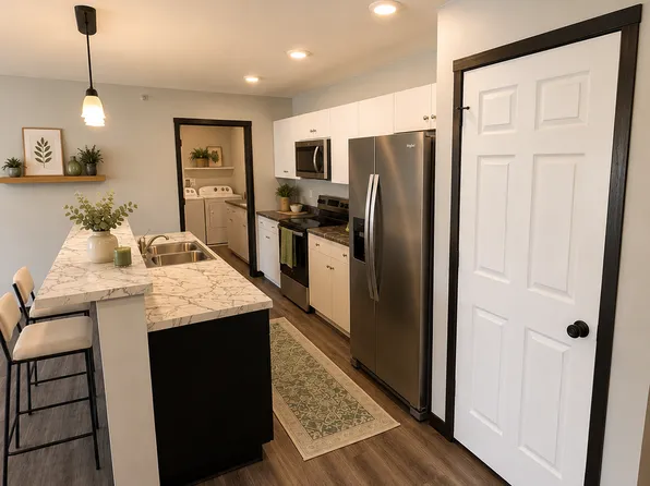 1504 Bies Dr #202, Dubuque, IA 52002