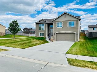 13809 S 43rd St, Bellevue, NE 68123
