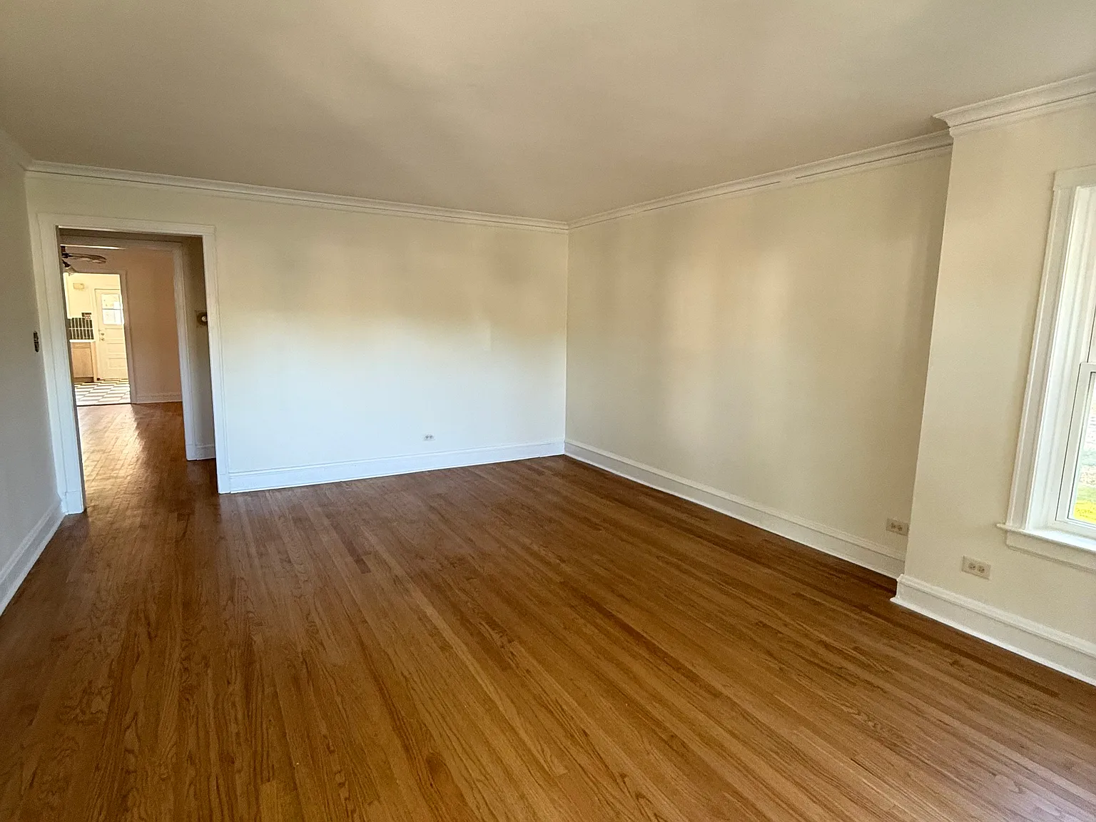 2 bed, 1400 sqft, $2,850 — Photo 2