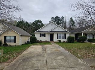 1330 Braveheart Ln, Charlotte, NC 28216