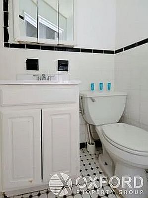 4th image of 318 E 59th St Frnt 1