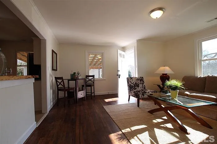 2127 Milburnie Rd — Photo 3