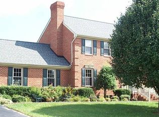 709 Debra Ln, Salem, VA 24153