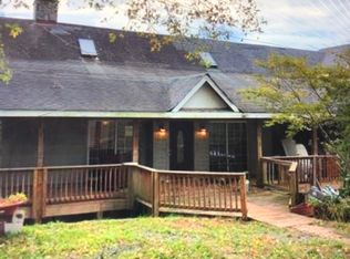 18099 Canby Rd, Leesburg, VA 20175