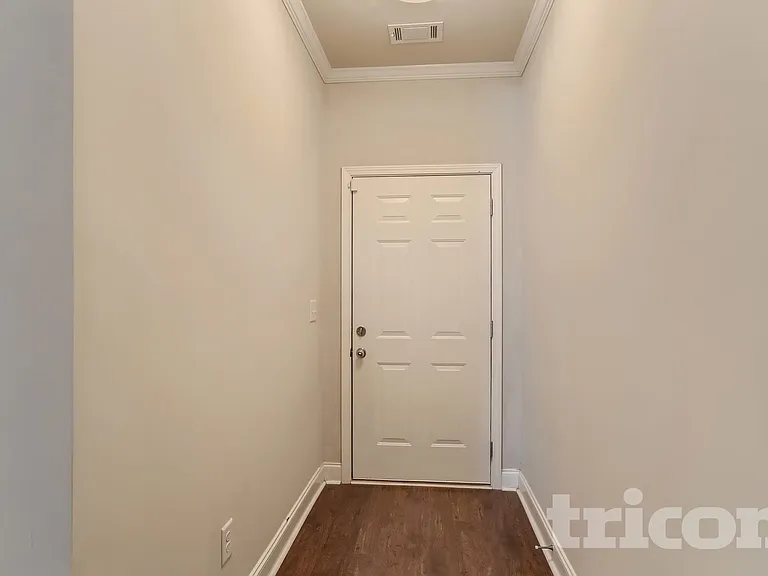4431 Fulson Dr — Photo 18