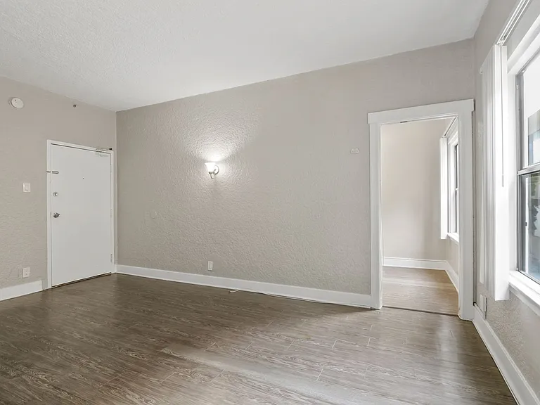 3621 S Pacific Ave — Photo 7