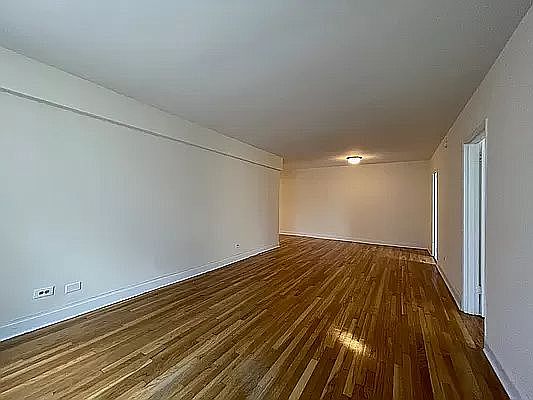 2nd image of 16201 Highland Ave #3J
