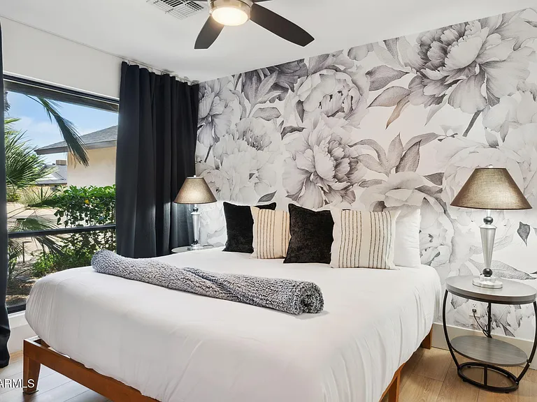 5301 E Tierra Buena Ln — Photo 33