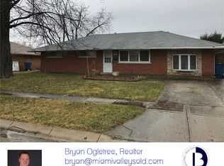 5781 Traymore Dr, Huber Heights, OH 45424