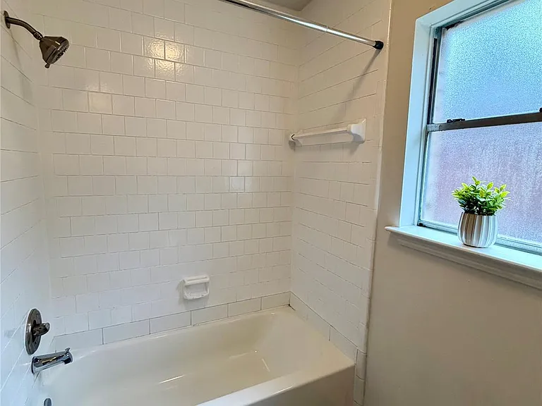 19114 Indian Grass Dr — Photo 14