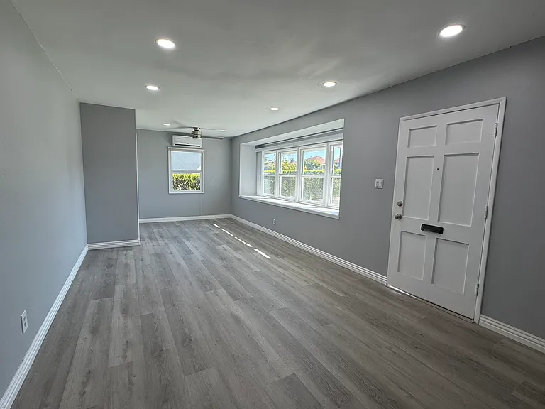 Move Right In