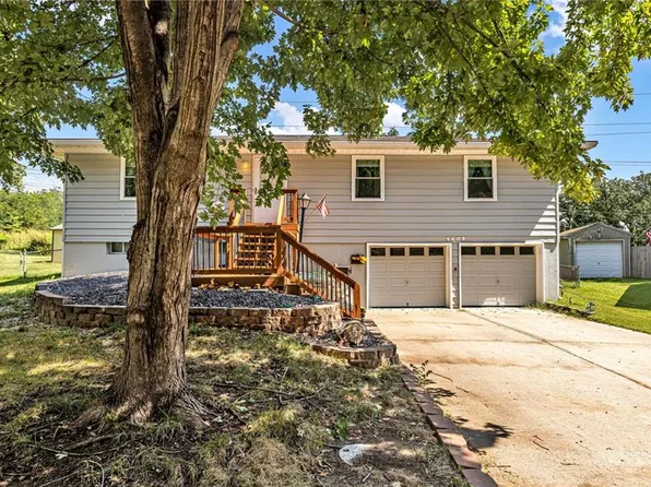 5609 N Booth Ave, Kansas City, MO 64119