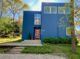 132 Isle Of Wight Rd, East Hampton, NY 11937