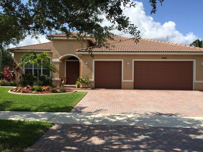 11320 Temple St, Cooper City, FL, 33330