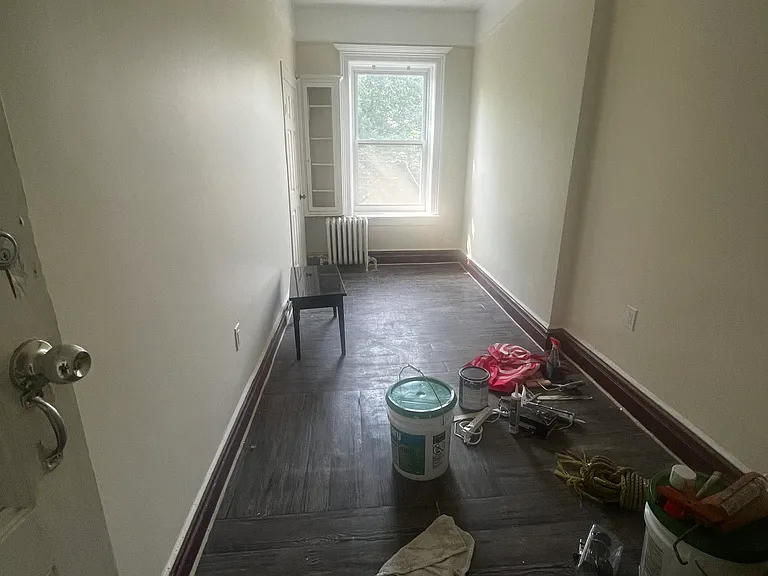 590 Van Nest Ave #2 — Photo 5