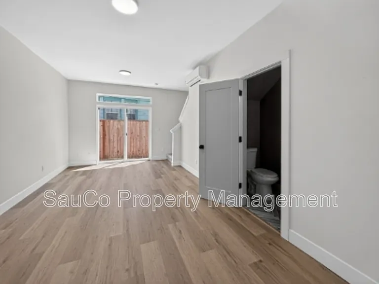 5032 NE 14th Ave #2 — Photo 11
