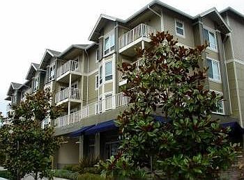 Island Crossings Condos