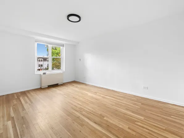 23-20 Bell Boulevard image 13 of 18