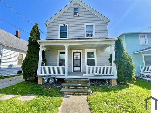 1st image of 1047 W 17th St