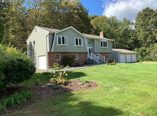 443 Milford St, Burlington, CT 06013