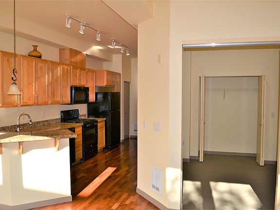 5th image of 375 Kirkland Ave APT 103