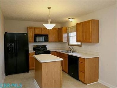 5th image of 2210 Yagger Bay Dr