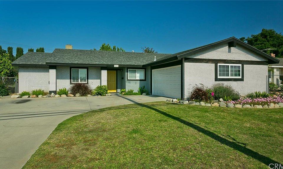 1st image of 136 S Glendora Ave