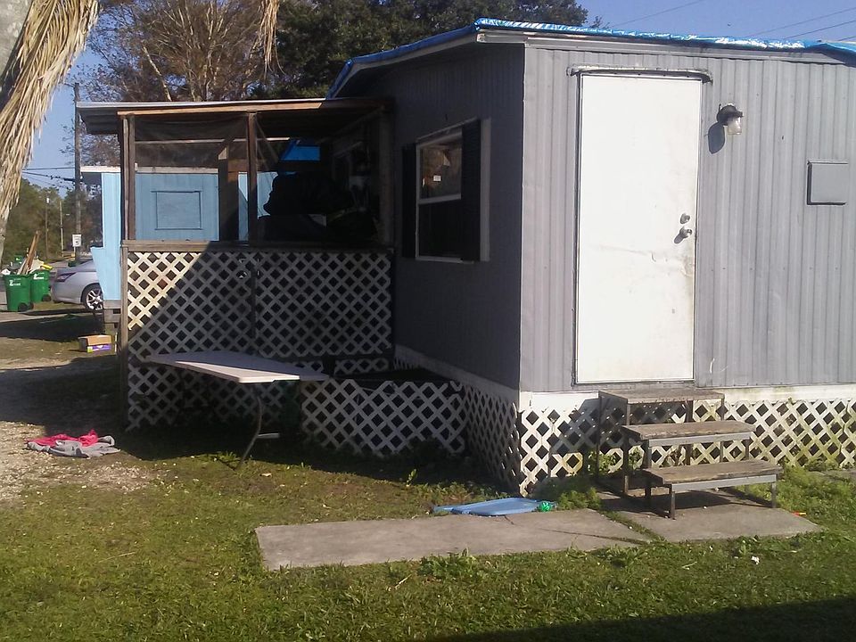 2nd image of 3319 Frankie Ln