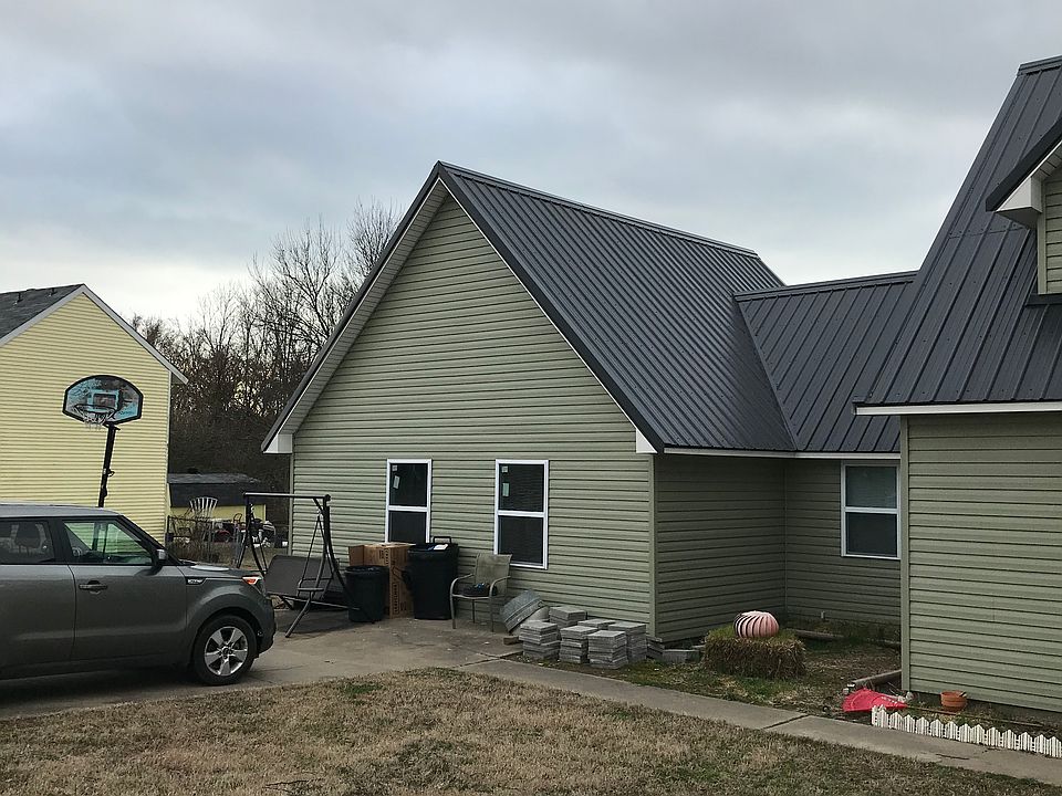 1st image of 1000 Flat Rock Dr