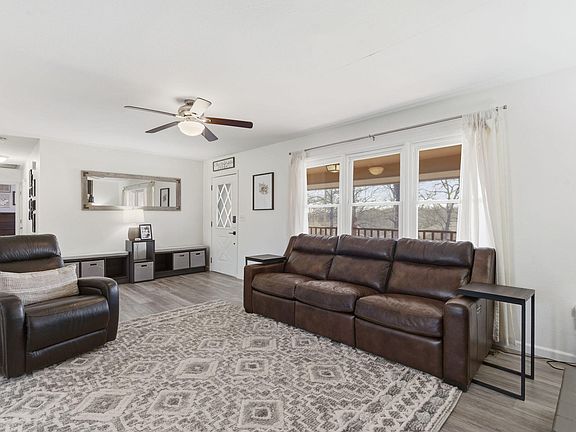 5th image of 275 Boswell Road