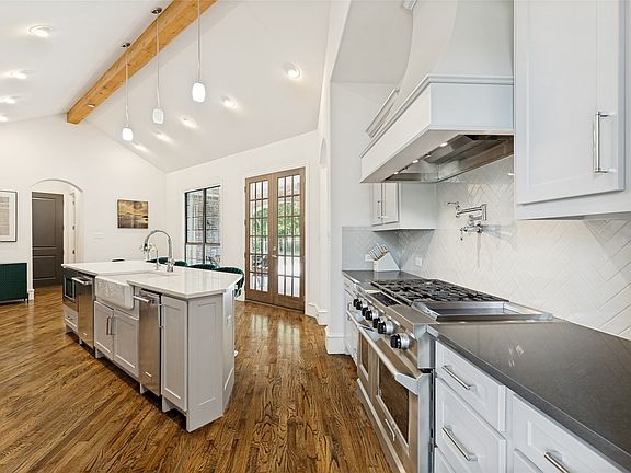 5th image of 5508 Hickory Hill Ln