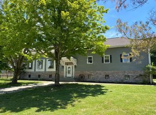 21060 Beacon Rd, Metamora, IN 47030