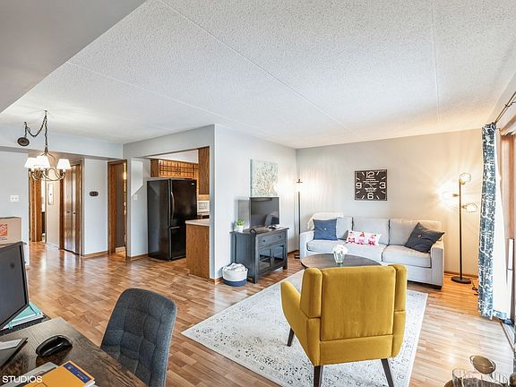 3rd image of 7321 175th St APT 1B