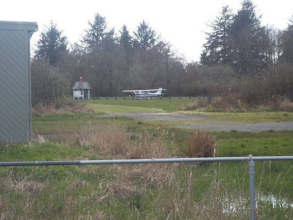 deeded air taxi access