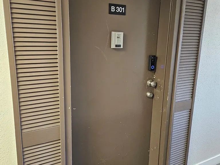 3142 Midway Dr #B301 — Photo 5