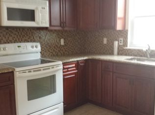 100 Staunton St, Yonkers, NY 10704