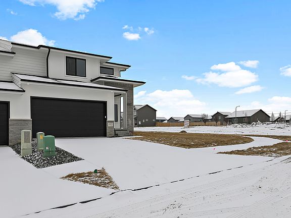 3rd image of 6667 S 213th Ave #1