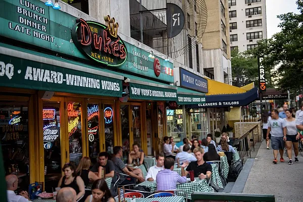 Rented by City Connections Realty | media 9