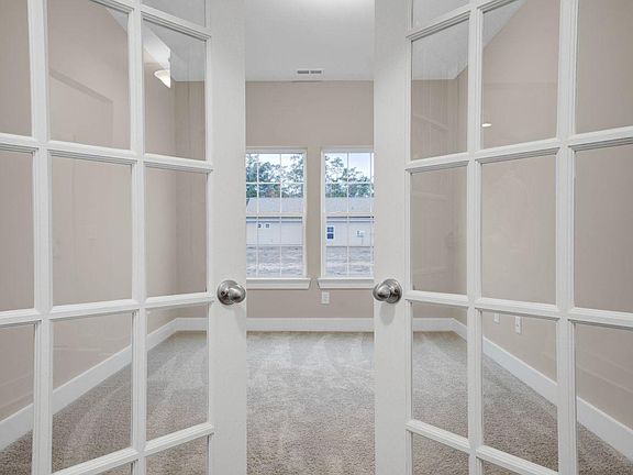 449 Shaftesbury Place-05 Compressed