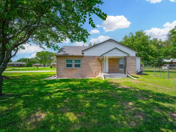 5201 S Seneca St, Wichita, KS 67217