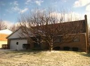 5744 Nickview Dr, Cincinnati, OH 45247