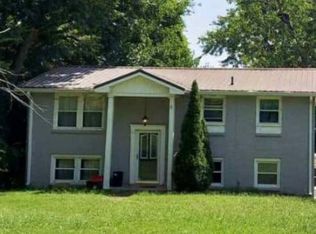 102 Moyna Dr, Hendersonville, TN 37075